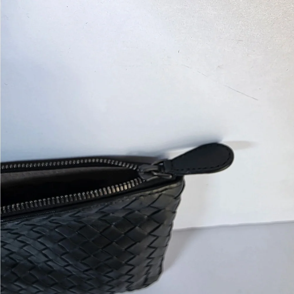 Bottega Veneta Woven Unisex pouch - Picture 4 of 7